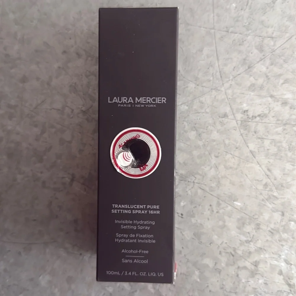 Translucent pure setting spray 16 hours